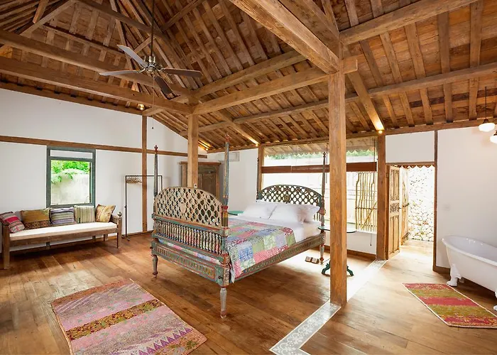 Bingin Dedaren 4 Bedrooms Villa *
